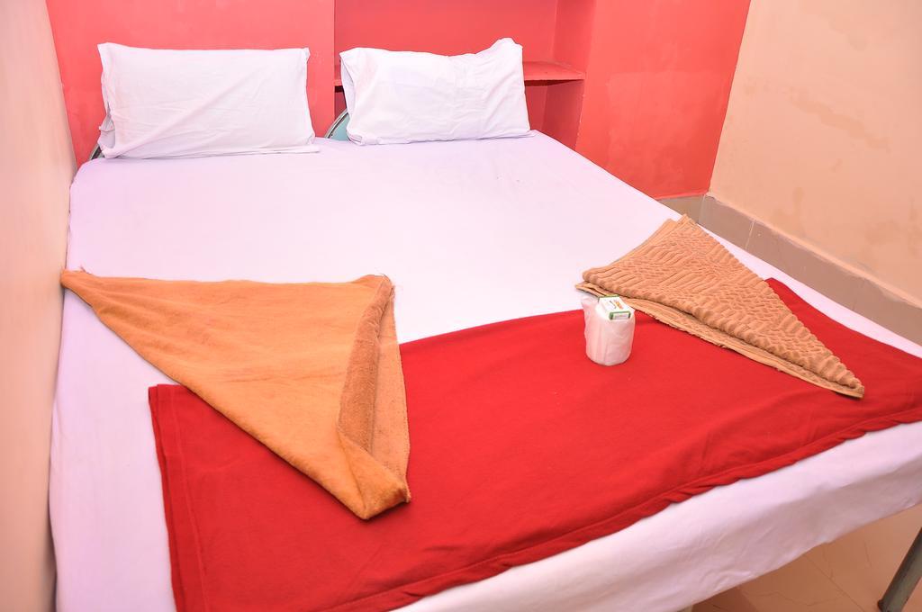 Manju Guest House Hampi Exterior photo