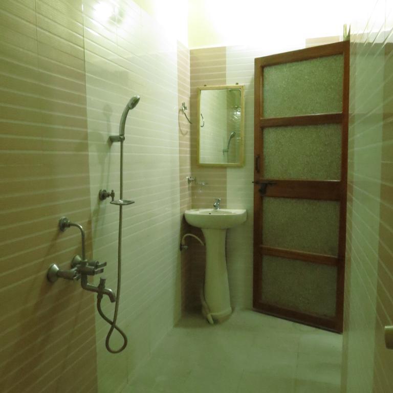 Manju Guest House Hampi Exterior photo